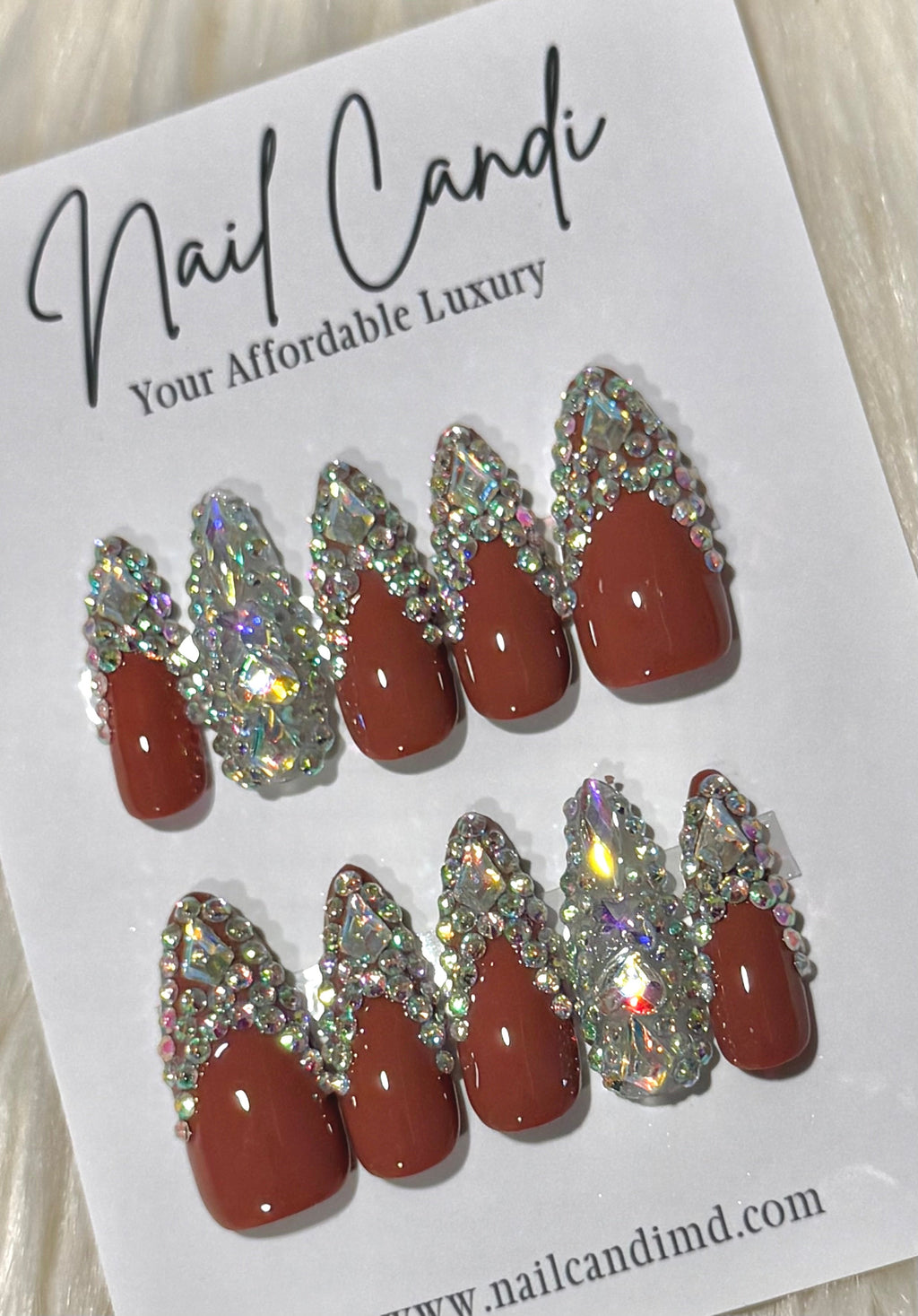 Handmade Medium Almond - HM499