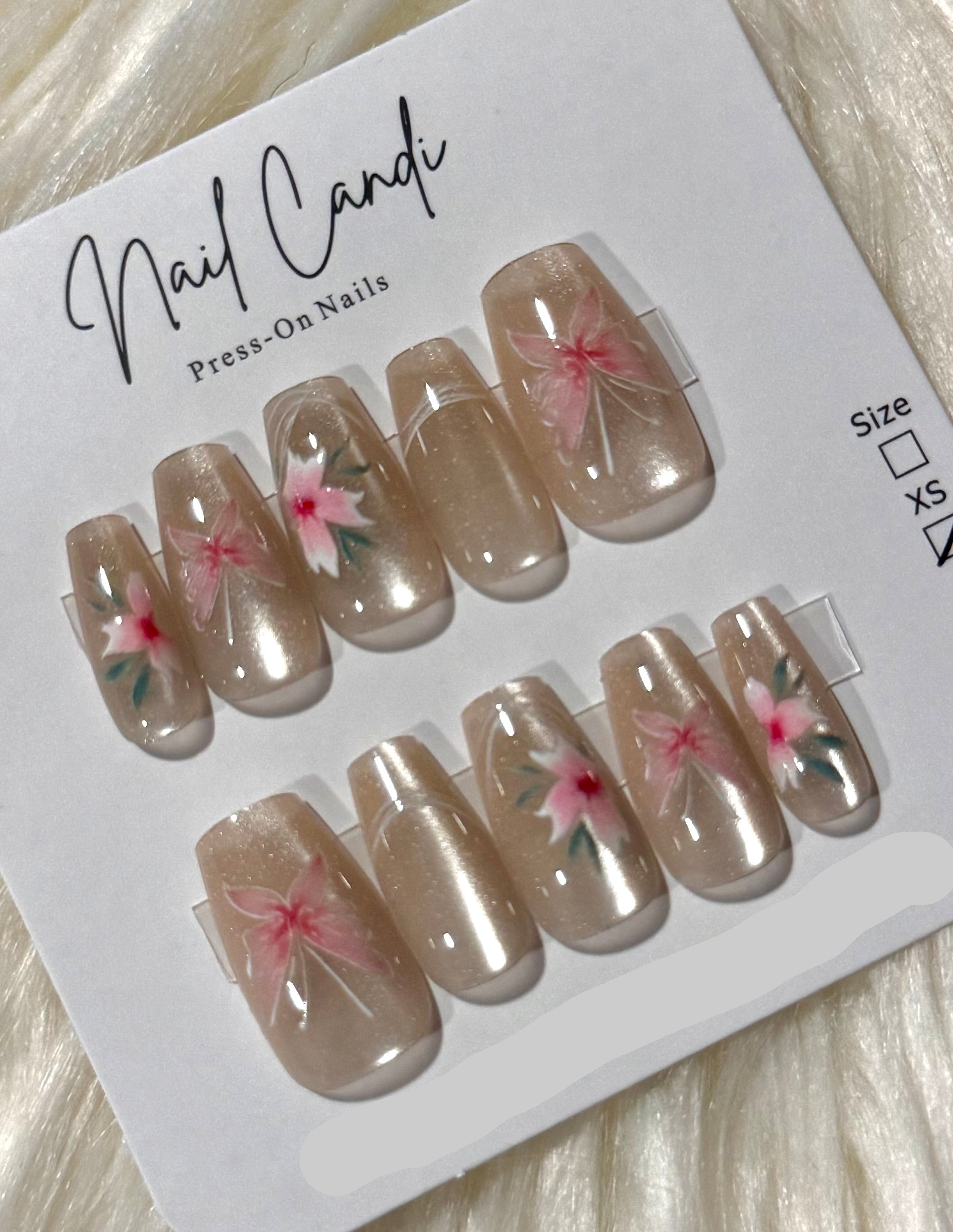 Semi-Handmade Medium Champagne & Pink Flower Nails