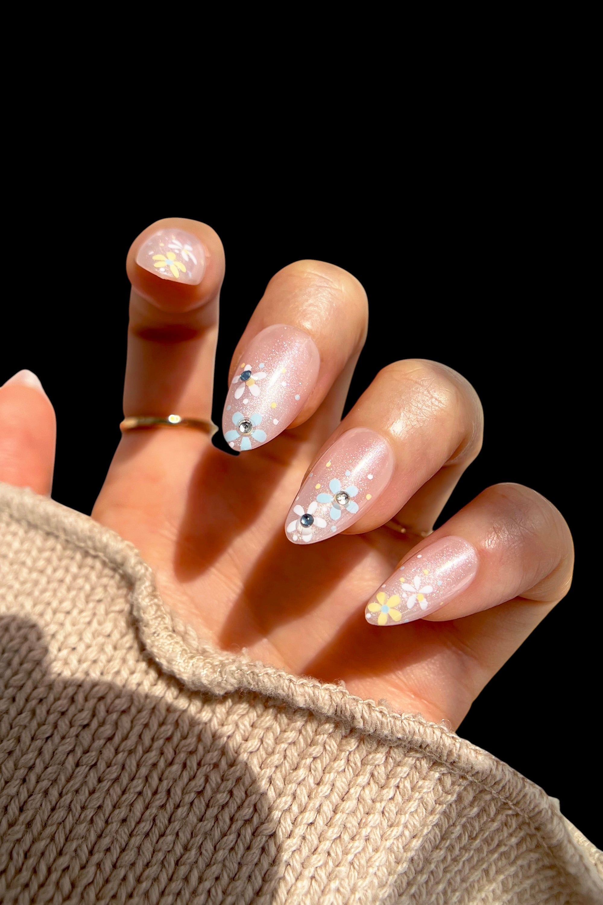 Cloudy Halo | Soft & Durable Press-On Nails by Bonmuz