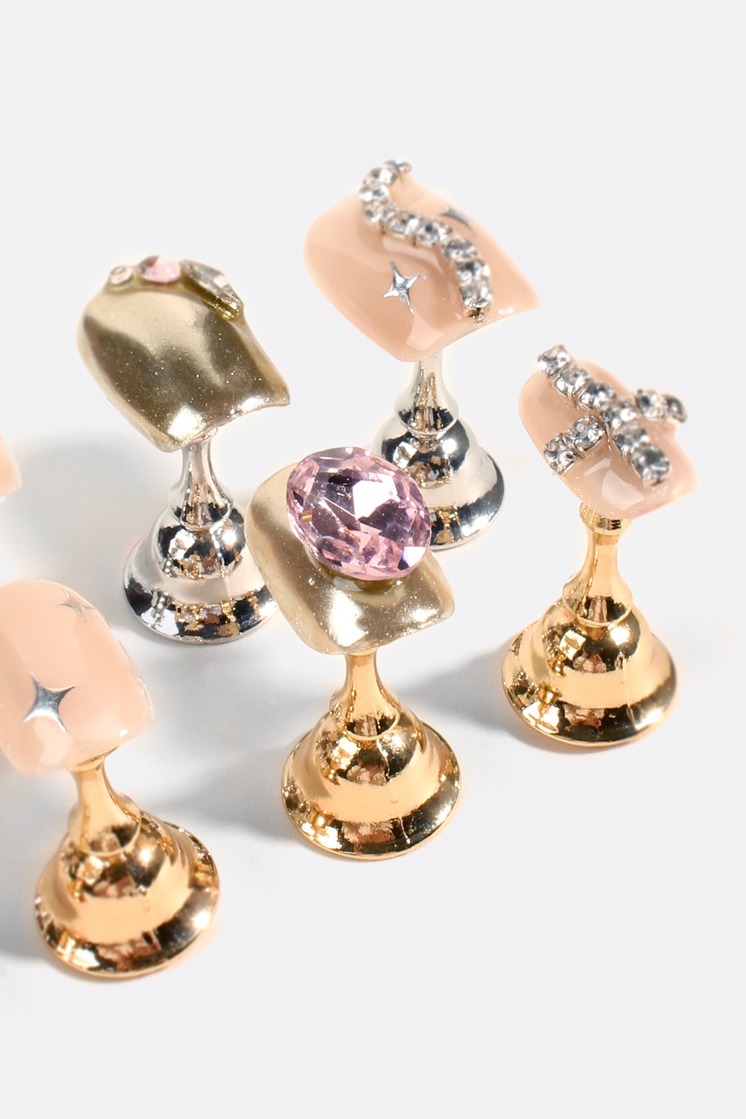 Baroness's Bloom | Pro Handmade Gel Nails by Bonmuz