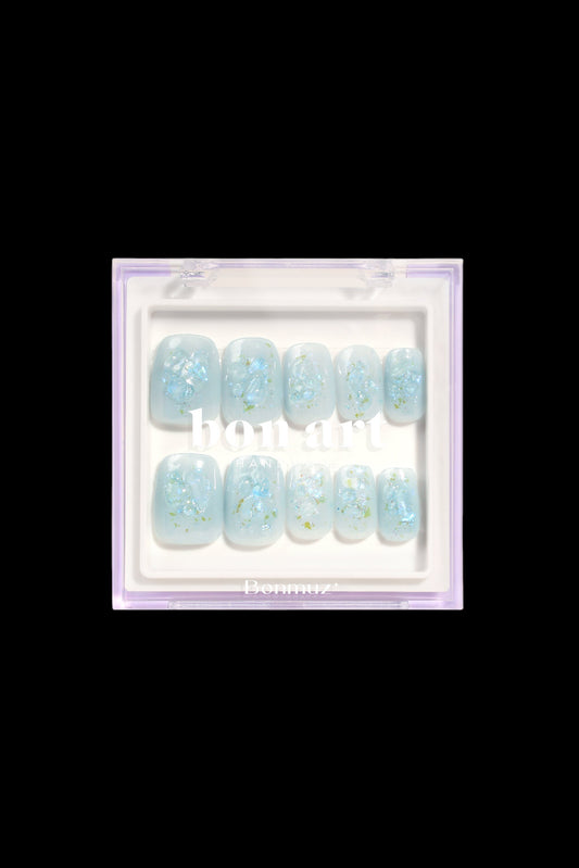 Glacial Gleam | Pro Handmade Gel Nails - AetherLux.Shop