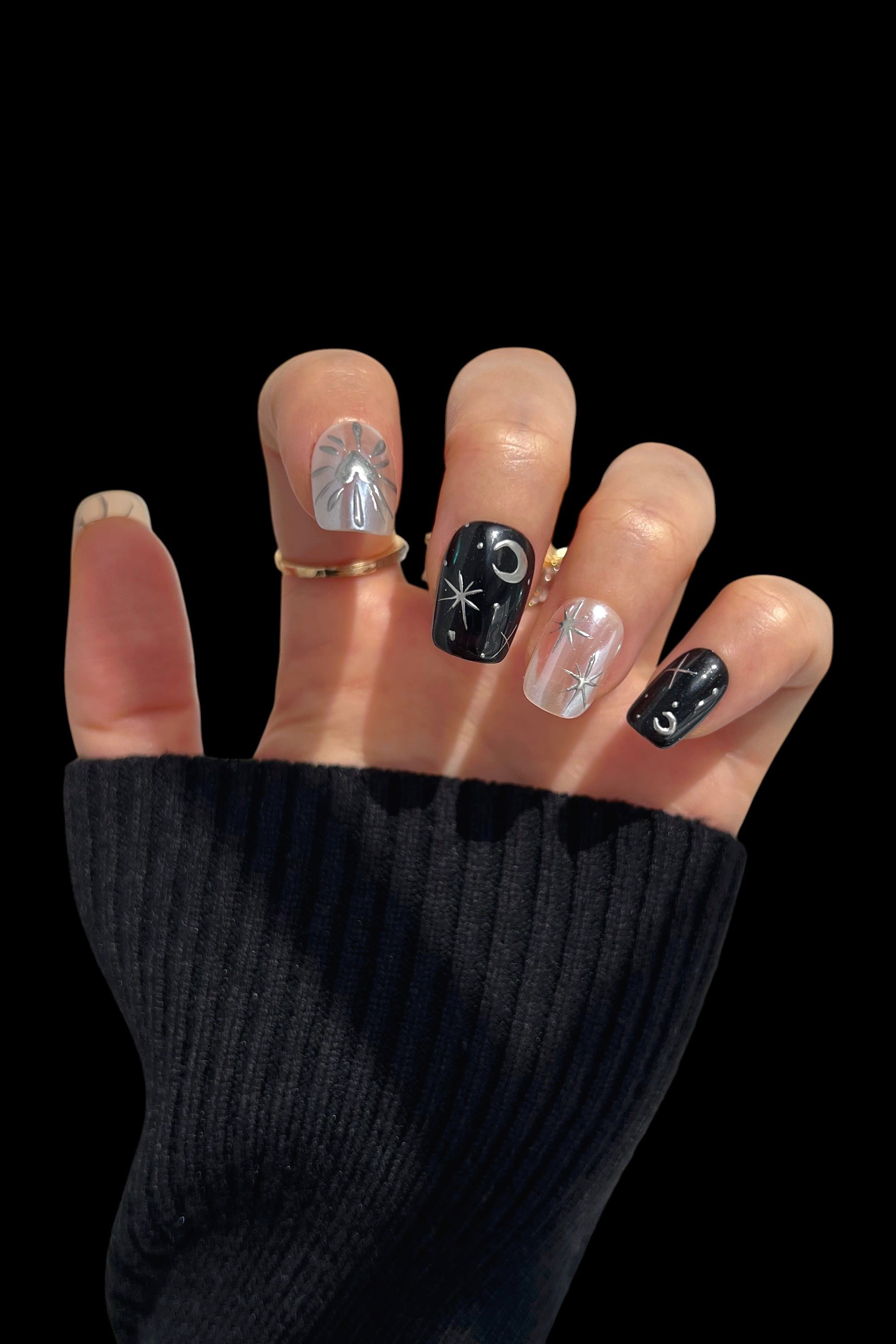 Monochrome Eclipse | Pro Handmade Gel Nails by Bonmuz