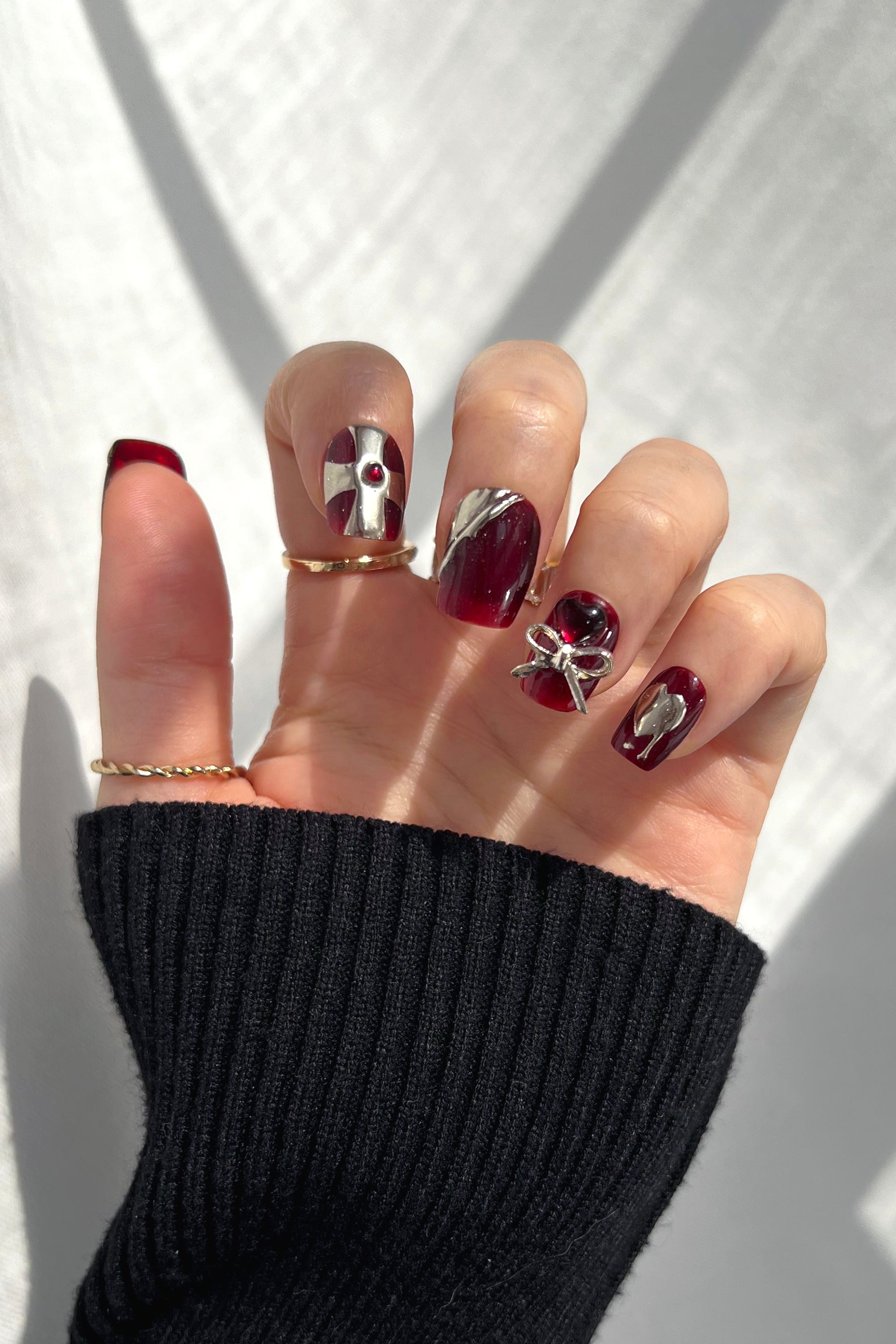 Maroon Castle | Pro Handmade Gel Nails by Bonmuz