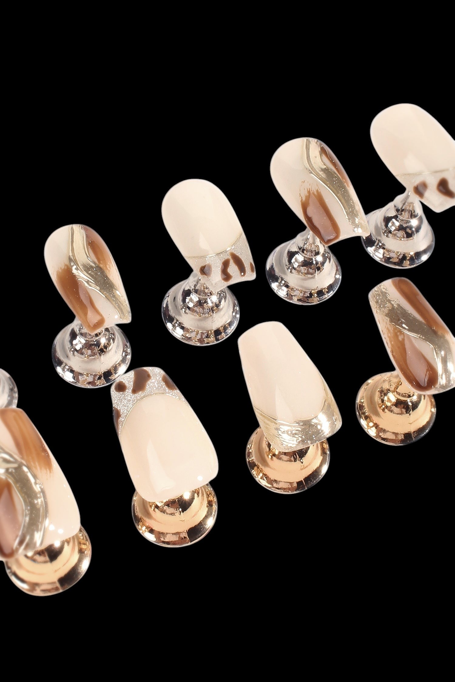 Feline Flair | Pro Handmade Gel Nails by Bonmuz