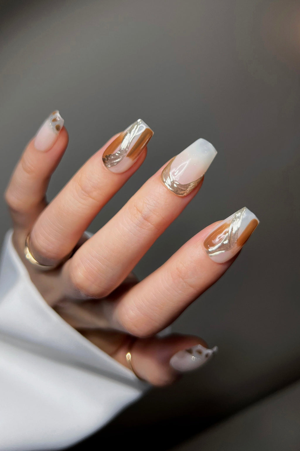 Feline Flair | Pro Handmade Gel Nails by Bonmuz