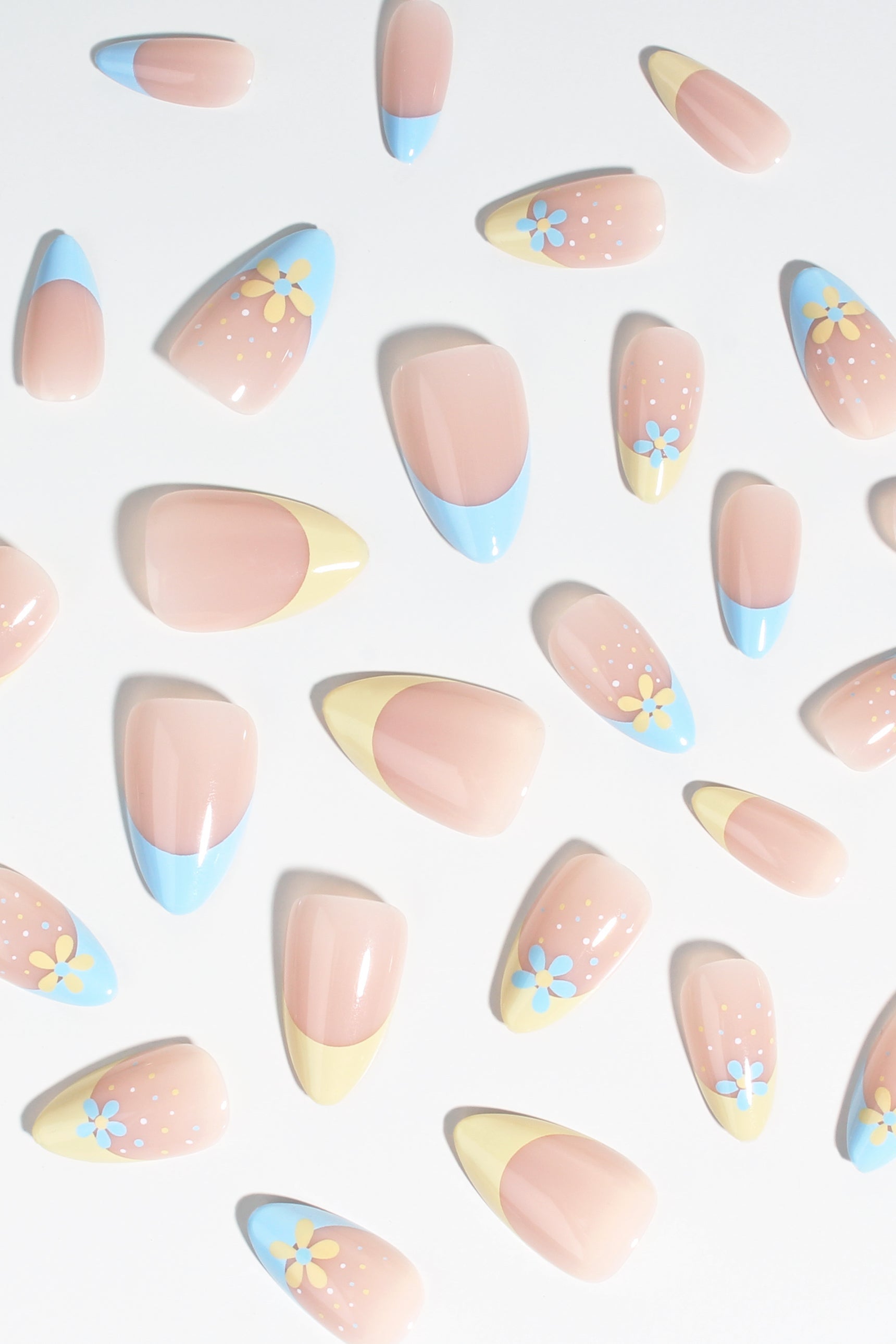 Sunny Halo | Soft & Durable Press-On Nails by Bonmuz