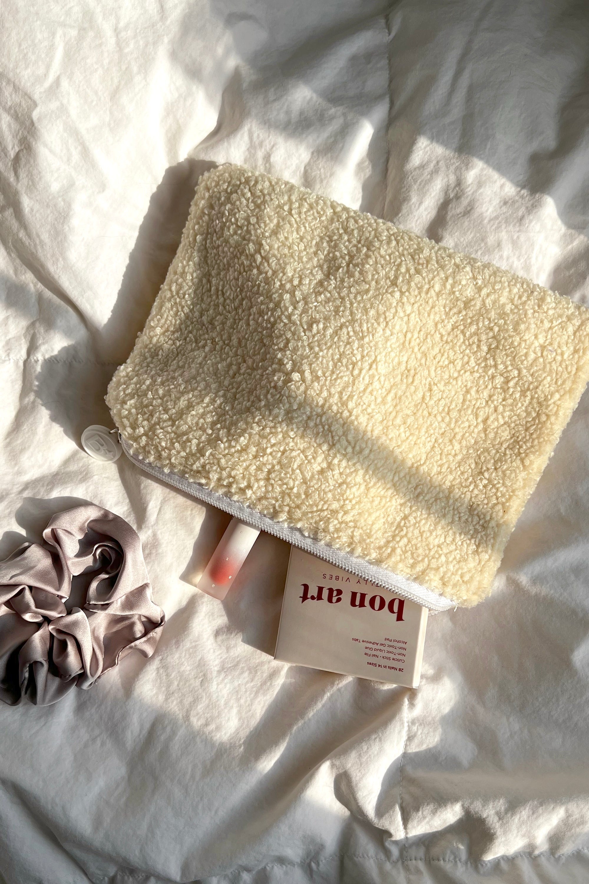 Polar Puff Pouch by Bonmuz