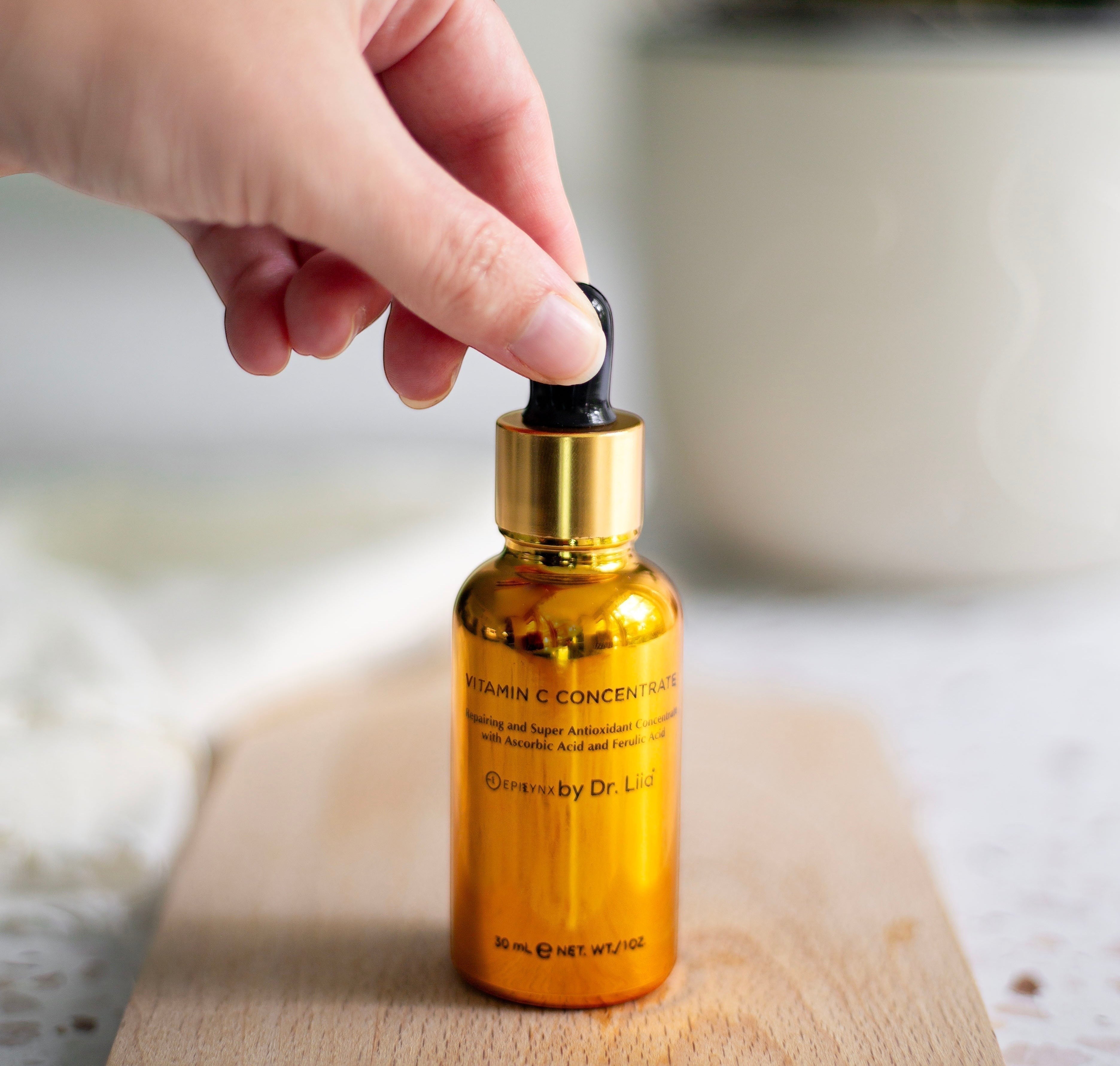Brightening Vitamin C Glow Serum for Sensitive & Dry Skin – Vegan, Gluten-Free, Anti-Aging, Fragrance-Free by EpiLynx