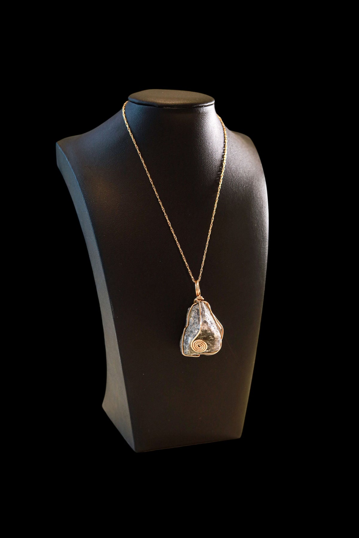 Iolite - 14k Gold Filled Necklace - AetherLux.Shop