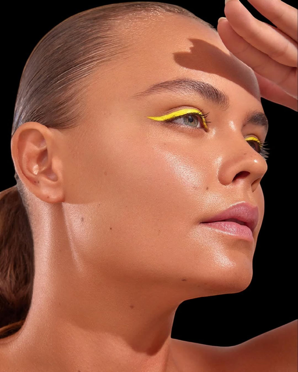 Ashunta Sheriff Beauty UV Vegan Paint Liners by Ashunta Sheriff Beauty