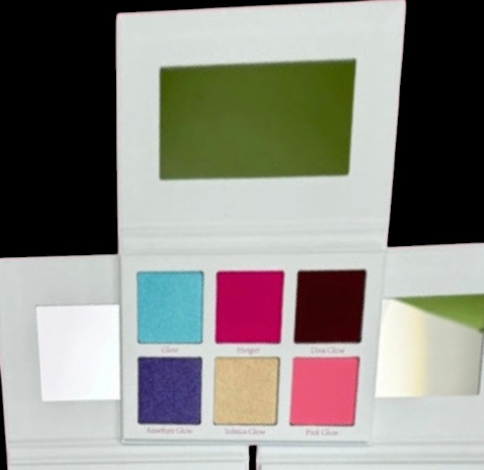 Ashunta Sheriff Beauty Mermaid Fantasy Blush & Highlighter Palette by Ashunta Sheriff Beauty