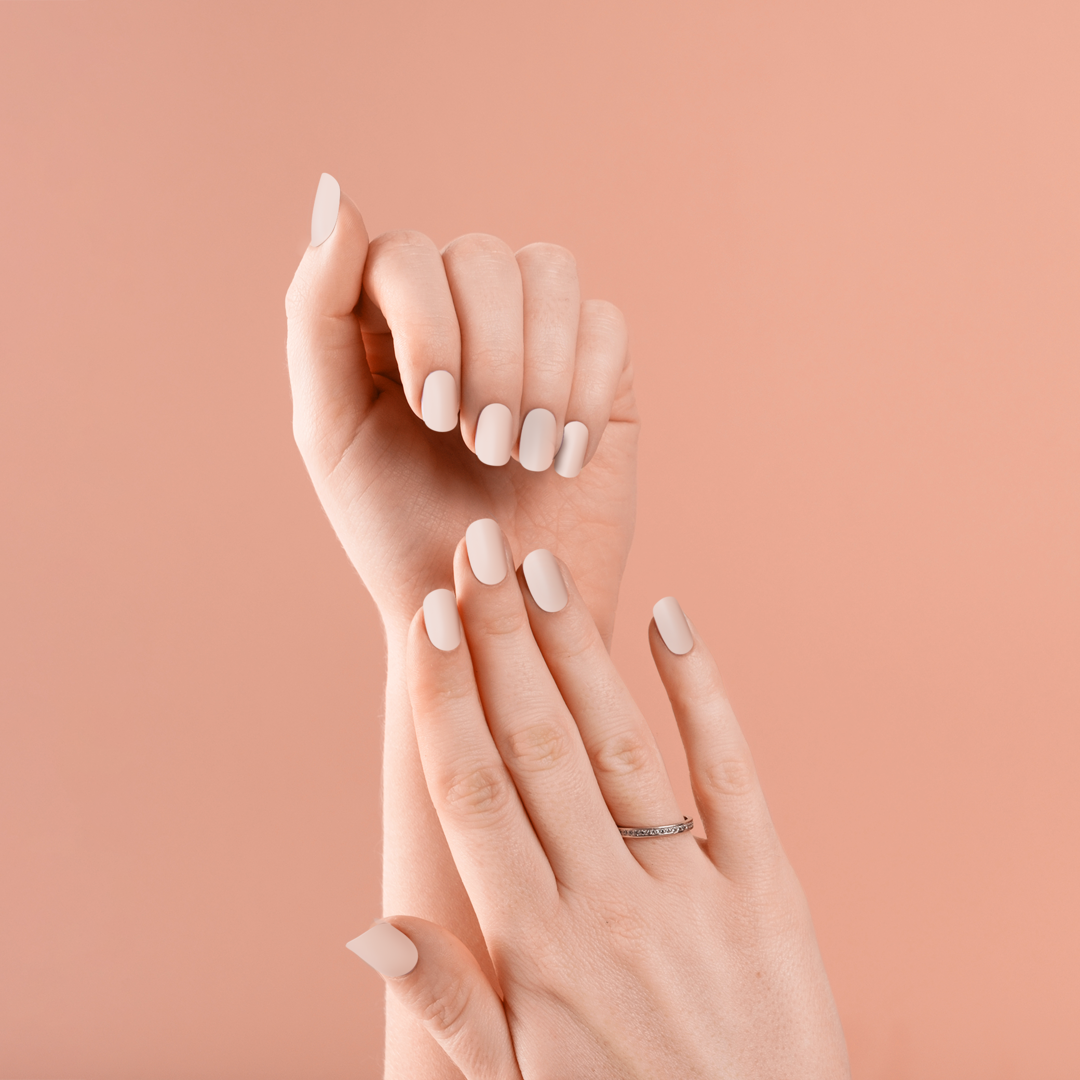 Miss Glam - exPRESS-on nails by Madam Glam