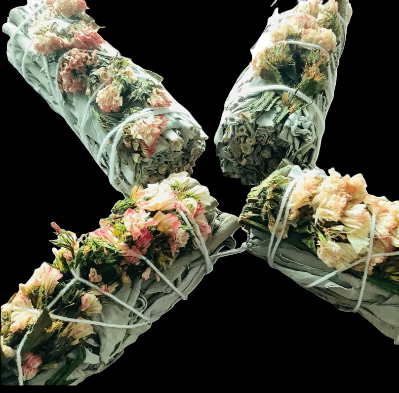 4" Sustainably Harvested - White Sage & Pink Sinuata Flower - AetherLux.Shop
