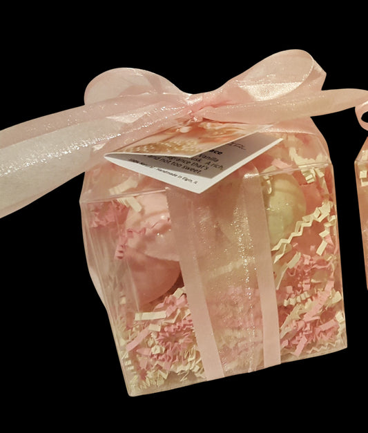 Vanilla Lace 14-pack Bath Bomb Gift Set by Spa Pure