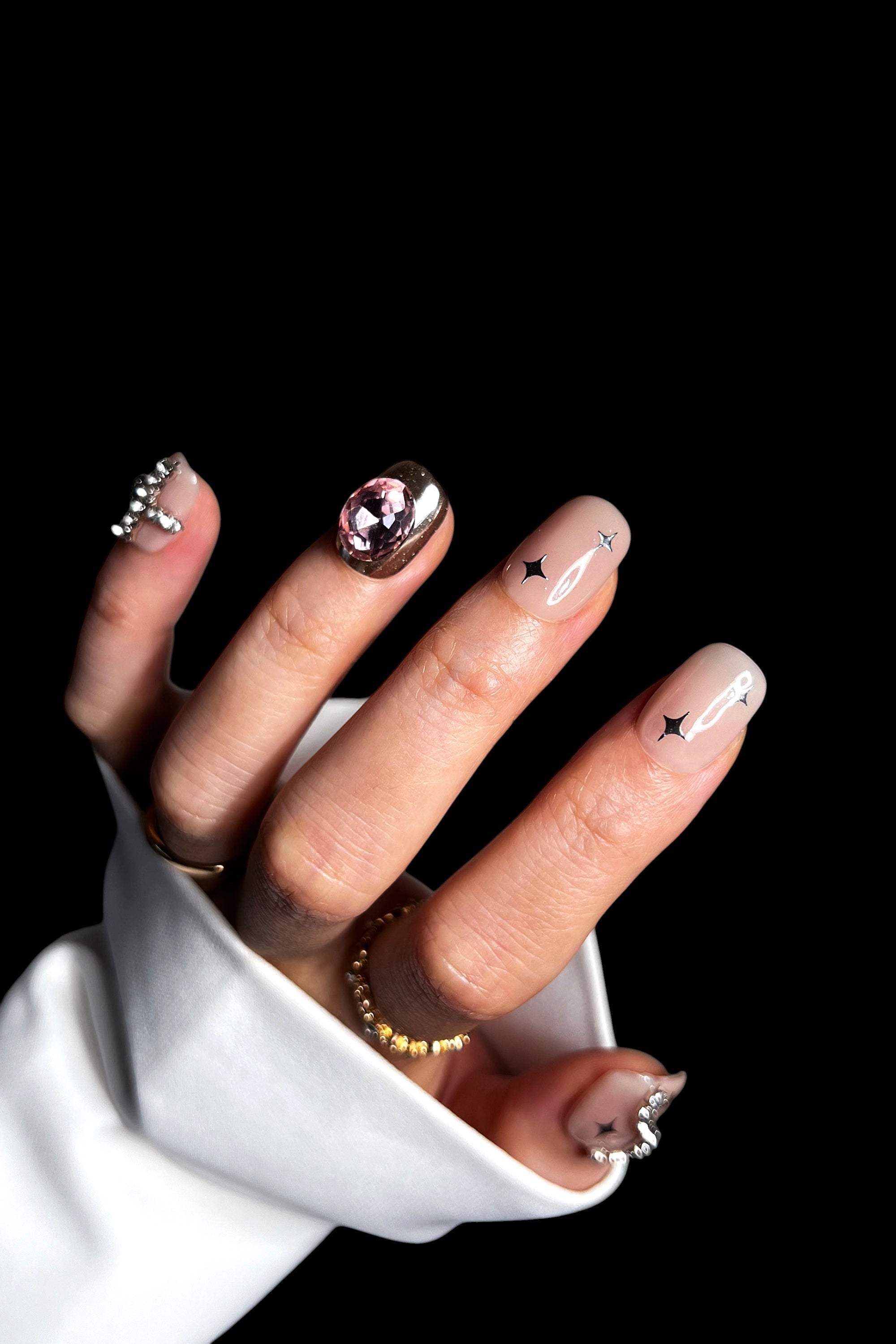 Baroness's Bloom | Pro Handmade Gel Nails by Bonmuz