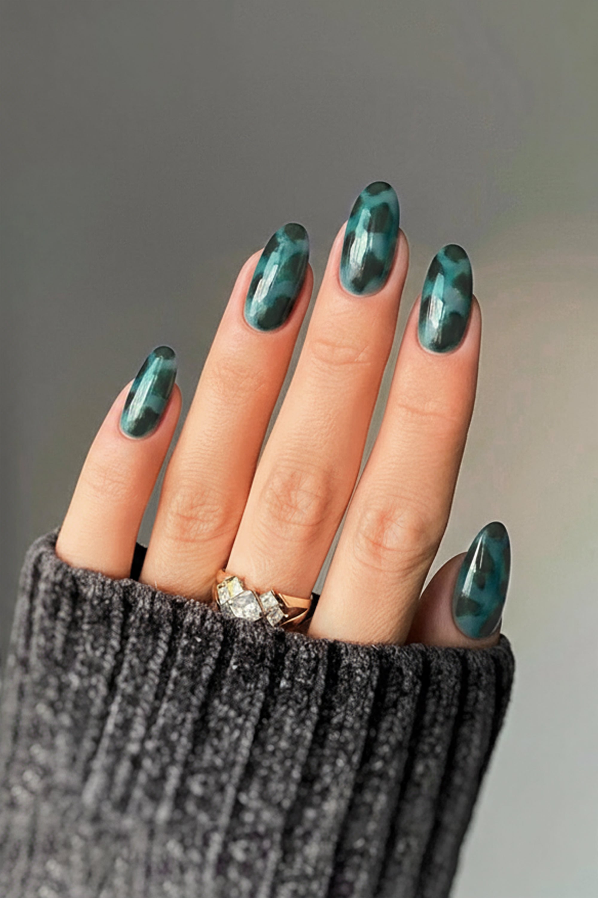 Emerald Amber | Soft & Durable Press-On Nails by Bonmuz