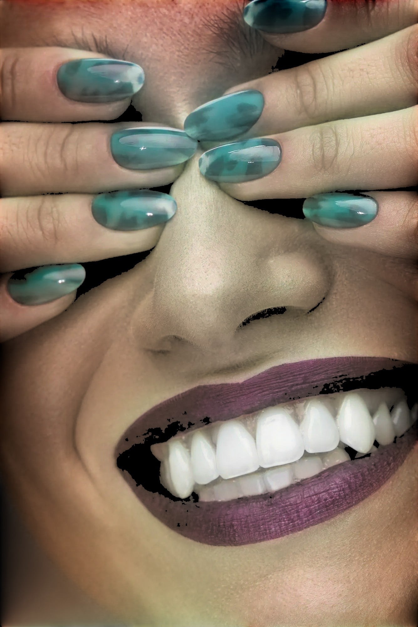 Emerald Amber | Soft & Durable Press-On Nails by Bonmuz