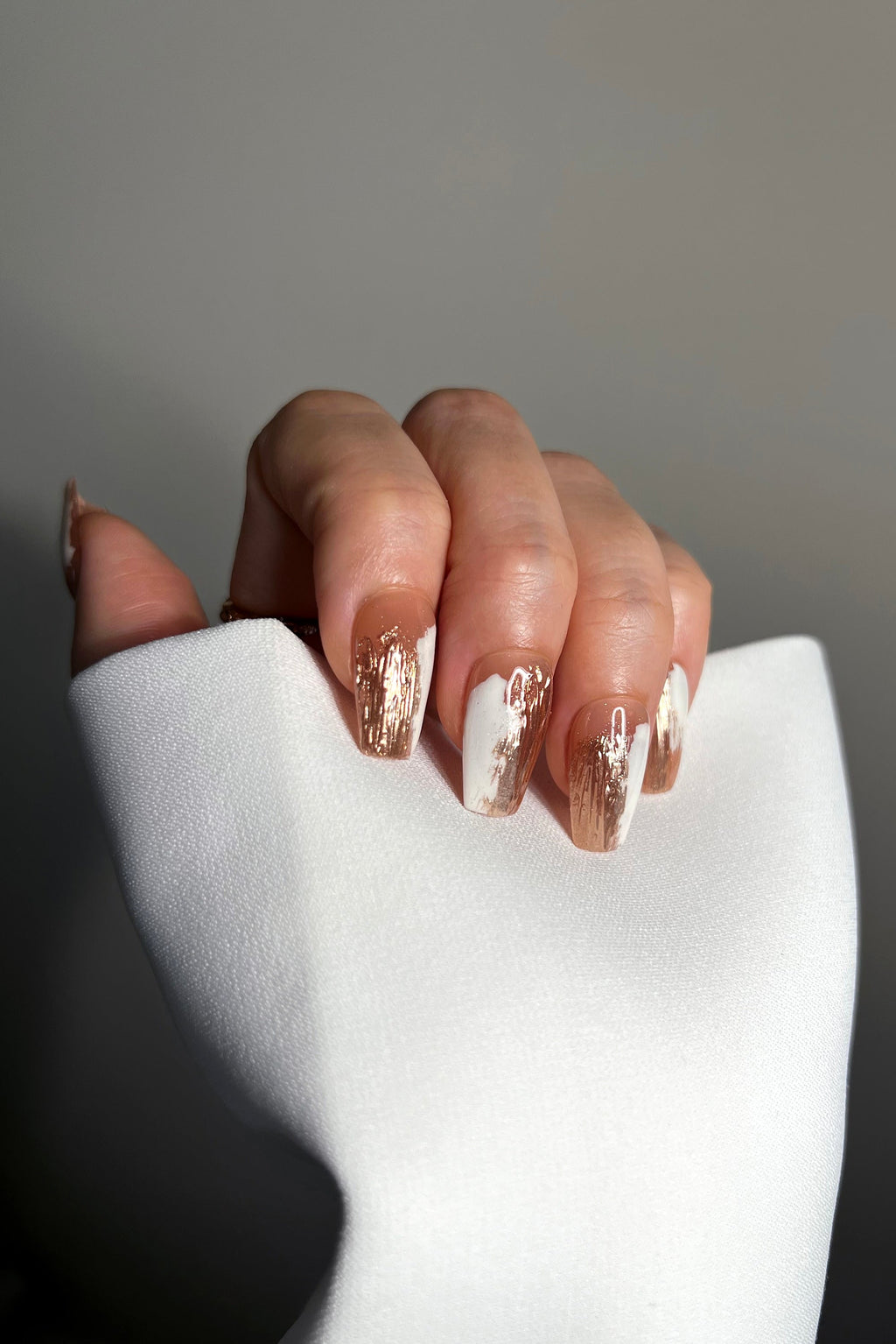Gilded Crème | Pro Handmade Gel Nails by Bonmuz