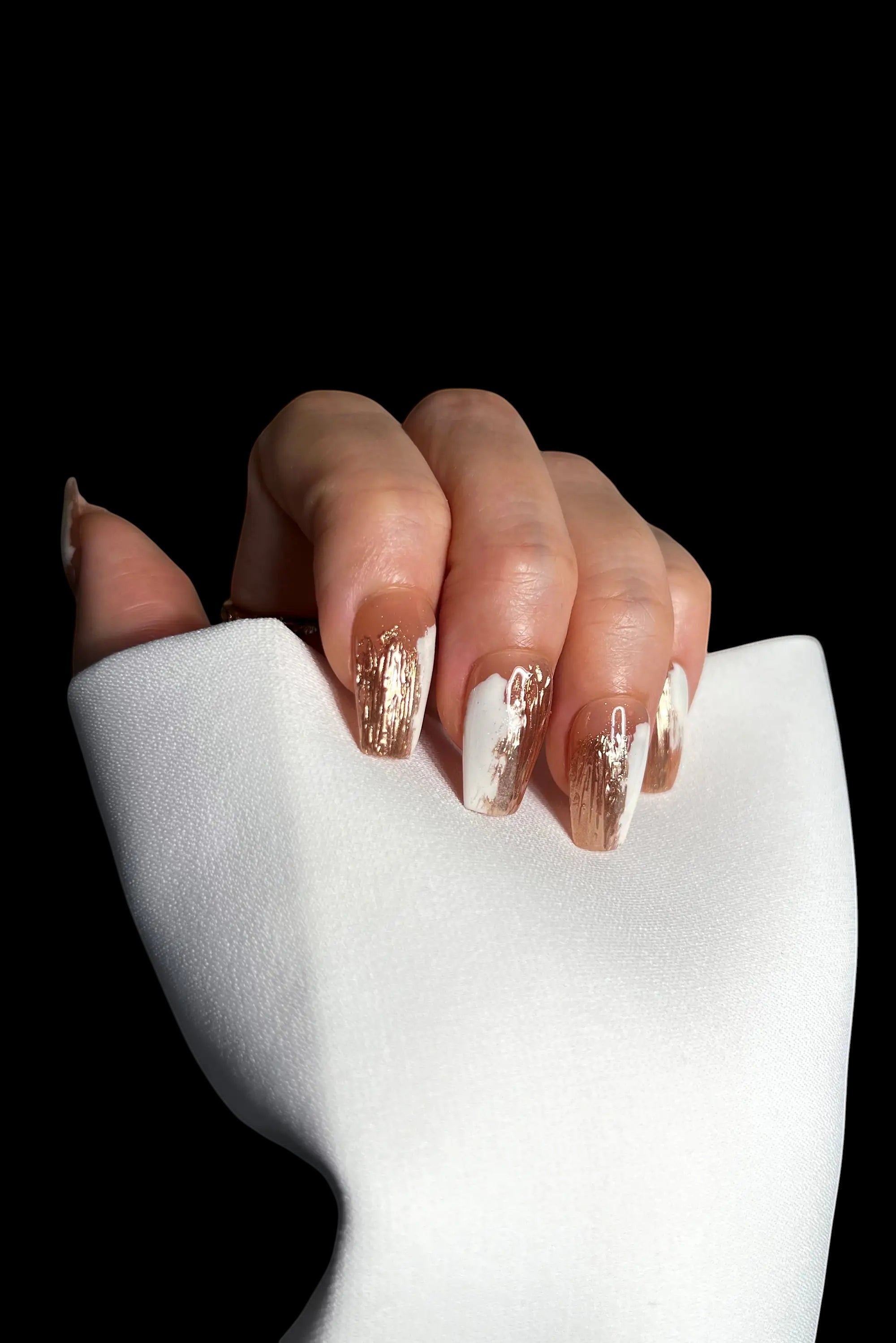 Gilded Crème | Pro Handmade Gel Nails by Bonmuz