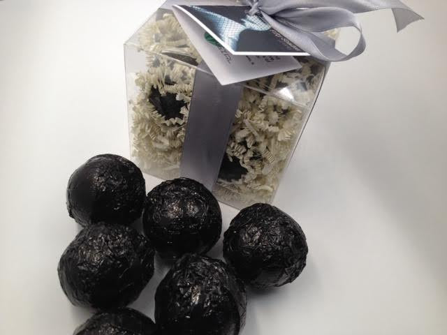 Luxury Bath Bomb GIFT SET with 6 (six) 2.25 oz bath bombs, (select from drop down menu Fragrances R thru Z) by Spa Pure