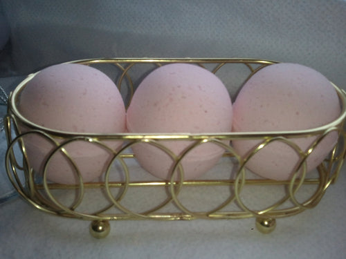 14 bath bombs (Candy Cane) gift bag bath fizzies, great for kids, with our ultra rich oil blend by Spa Pure