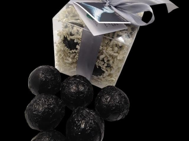 Luxury Bath Bomb GIFT SET with 6 (six) 2.25 oz bath bombs, (select from drop down menu Fragrances A thru F) by Spa Pure