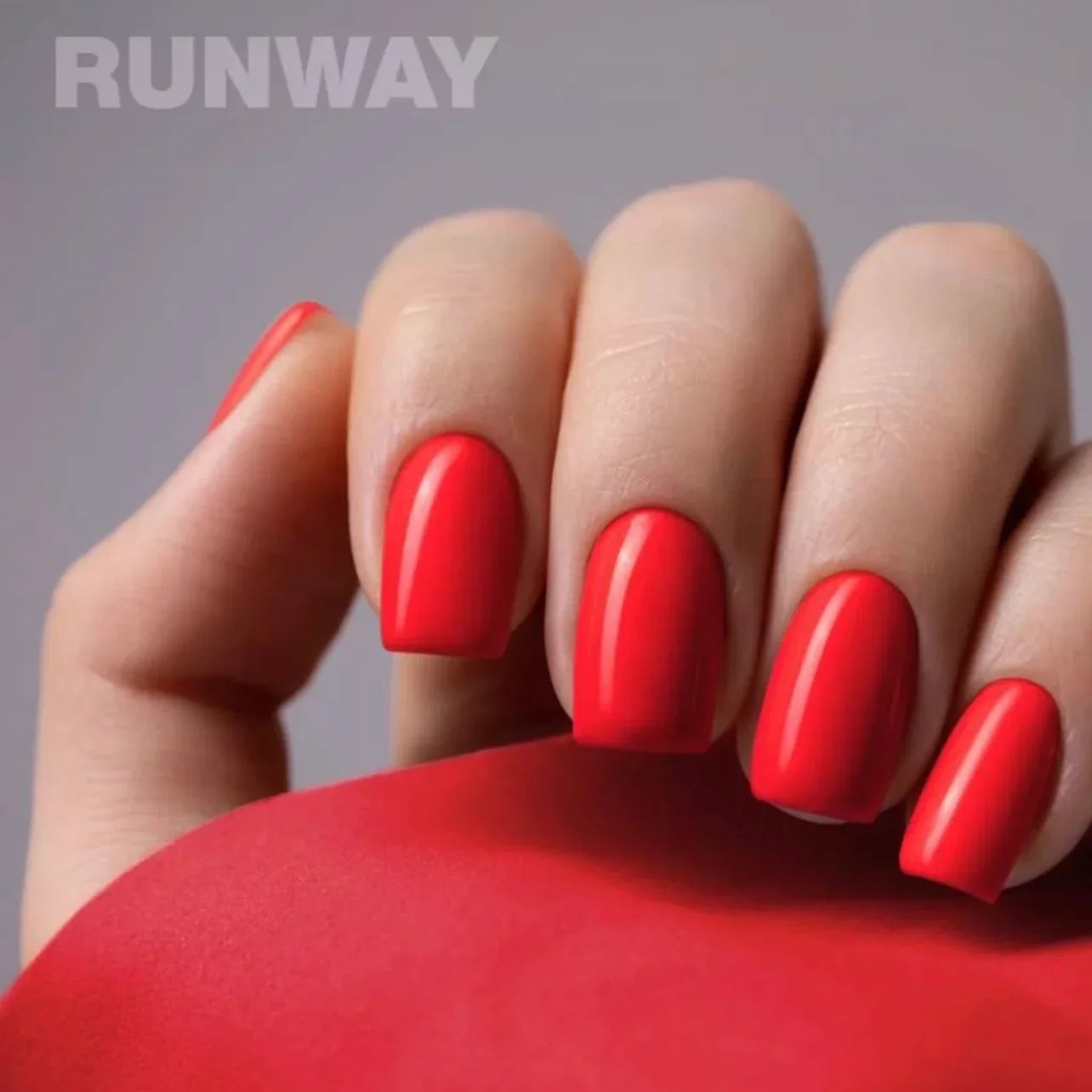 Luxio - Runway by kvadrat store