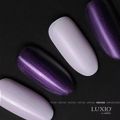 Luxio - Color Gel Luminous Orchid by kvadrat store
