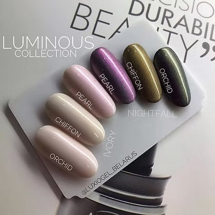 Luxio - Color Gel Luminous Orchid by kvadrat store