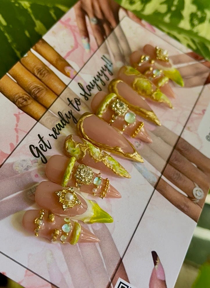 Cassie by NailedByNiki2swt