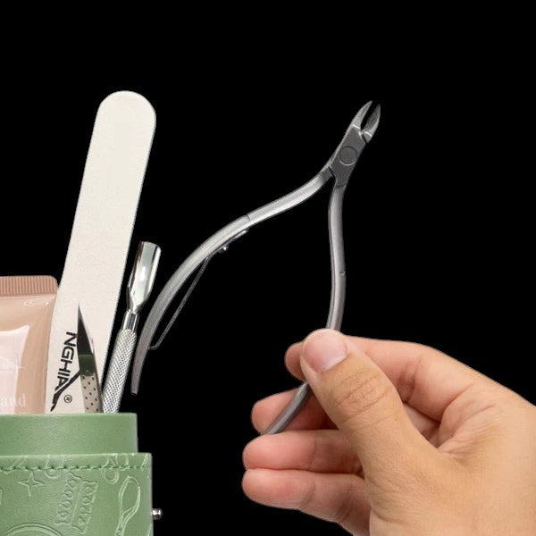 Nghia - D-06 Cuticle Nipper by kvadrat store