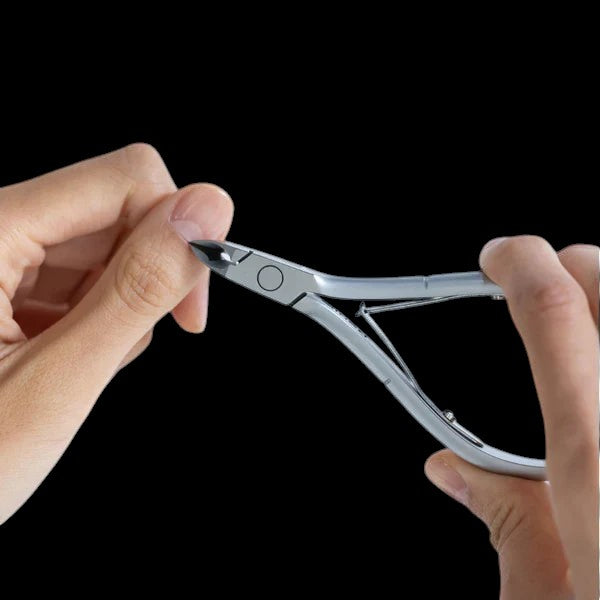 Nghia - D-07 Cuticle Nipper by kvadrat store
