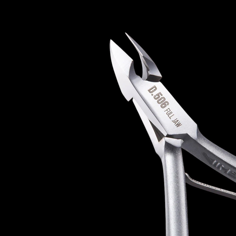 Nghia - D-506 Cuticle Nipper by kvadrat store