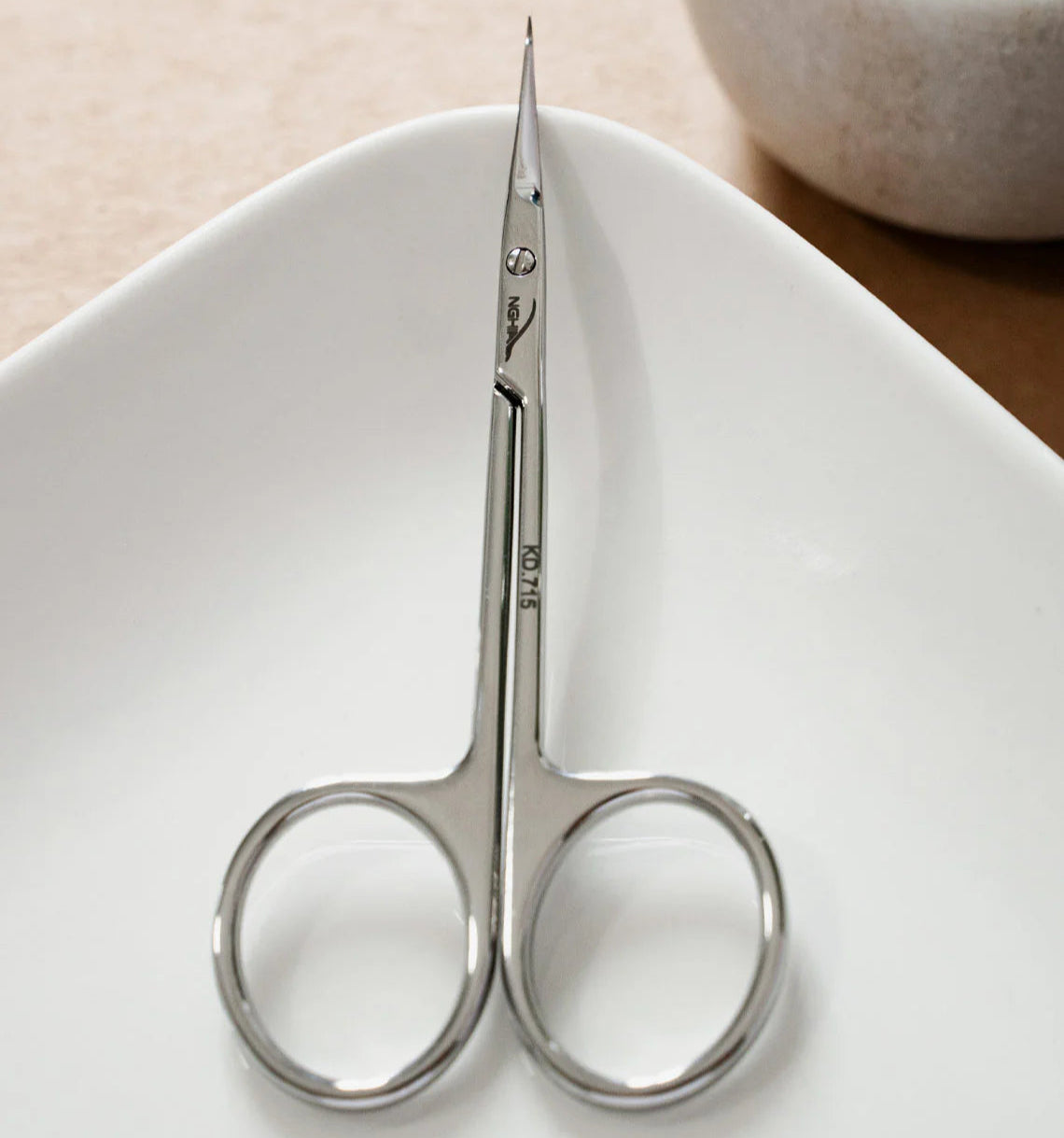 Nghia - KD-715 Cuticle Scissors by kvadrat store