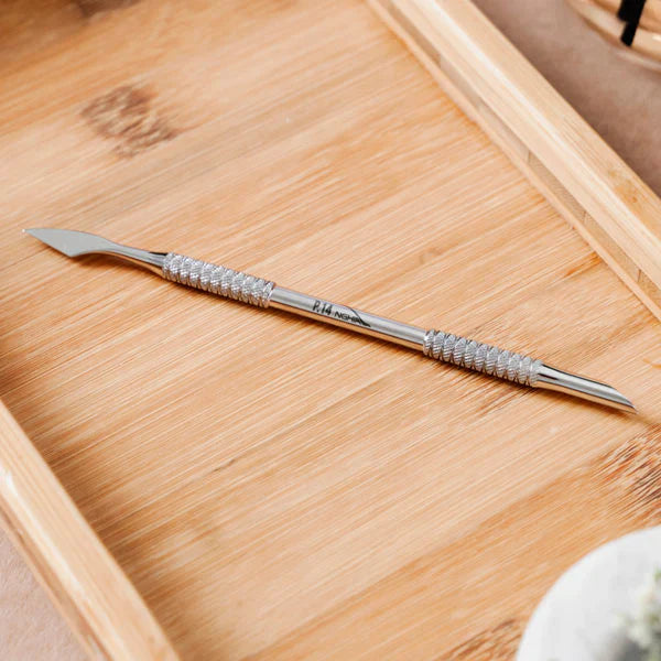 Nghia - P-14 Cuticle Pusher by kvadrat store