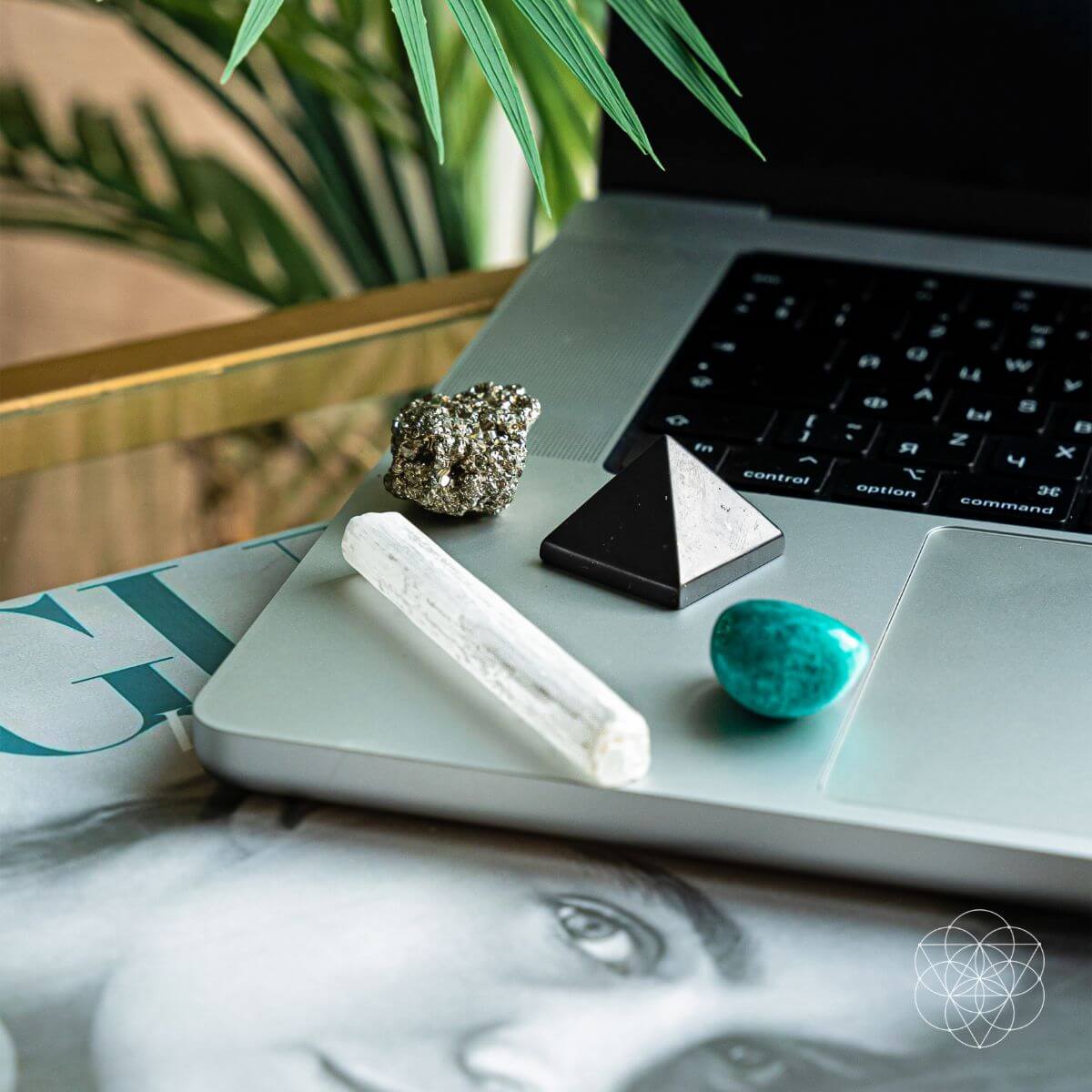 The Workspace Protection Crystal Kit by Conscious Items